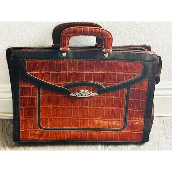 Unisex Brighton Vintage Brown Croc Attache Briefcase - good condition! - Picture 1 of 3